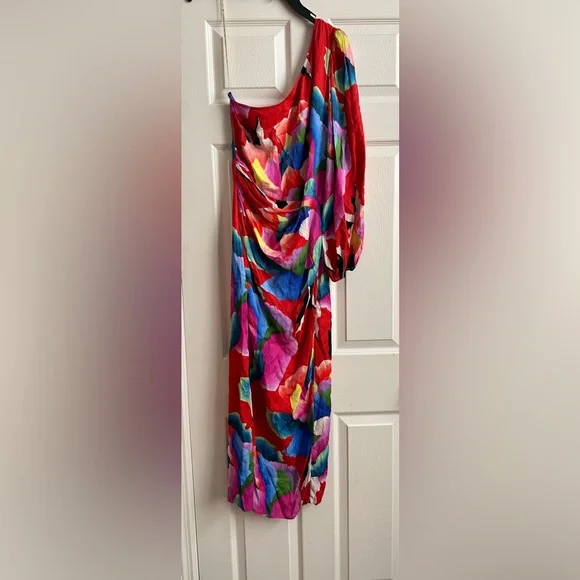 farm rio one shoulder slim floral midi dress One-Shoulder Slim Floral Midi Dress